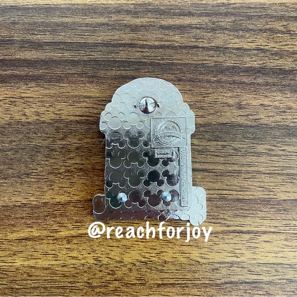 Frankenweenie Sparky Disney Pin Opening Day 2012 Tim Burton Limited Edition 1000 - Picture 3 of 6